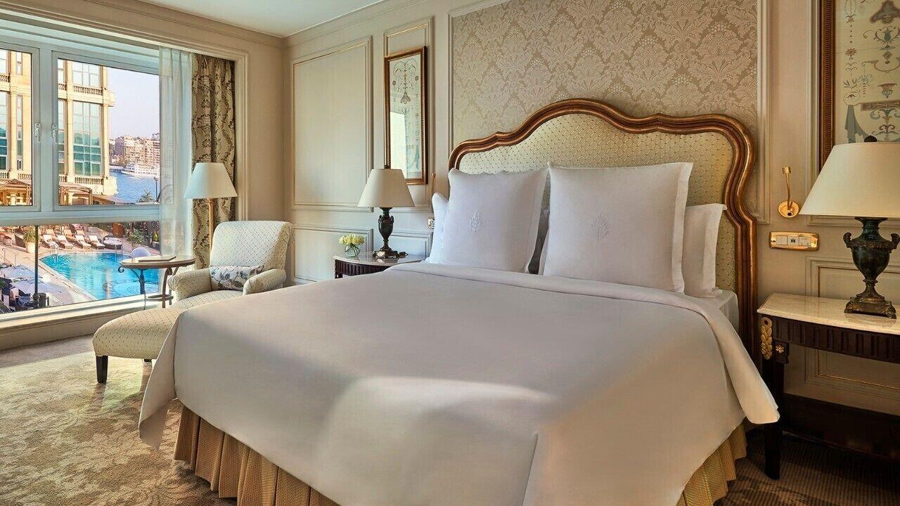 포 시즌 카이로 앳 더 퍼스트 레지던스 기자 외부 사진 A bedroom at the Four Seasons Hotel