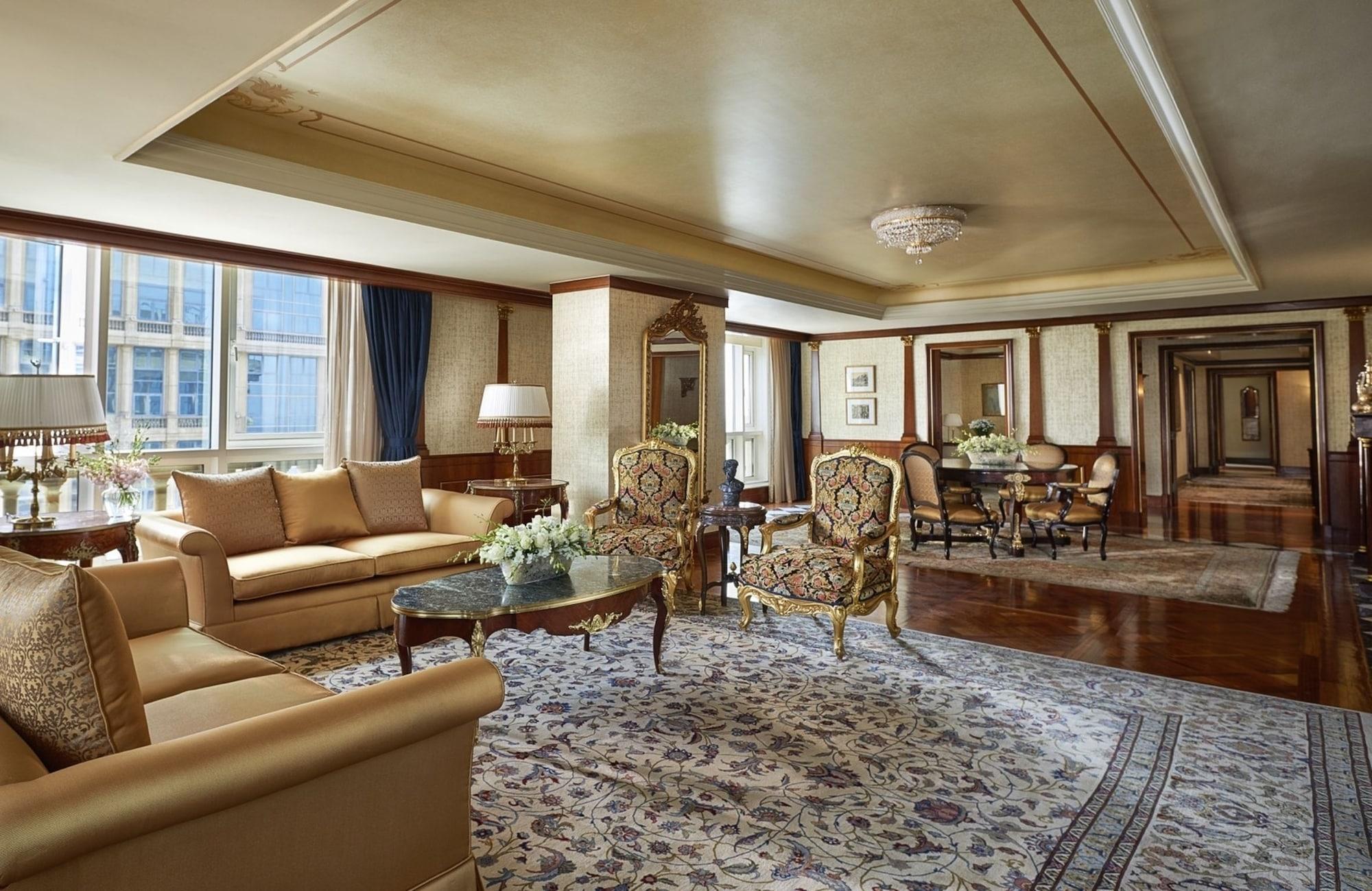 포 시즌 카이로 앳 더 퍼스트 레지던스 기자 외부 사진 A suite at the Four Seasons Hotel