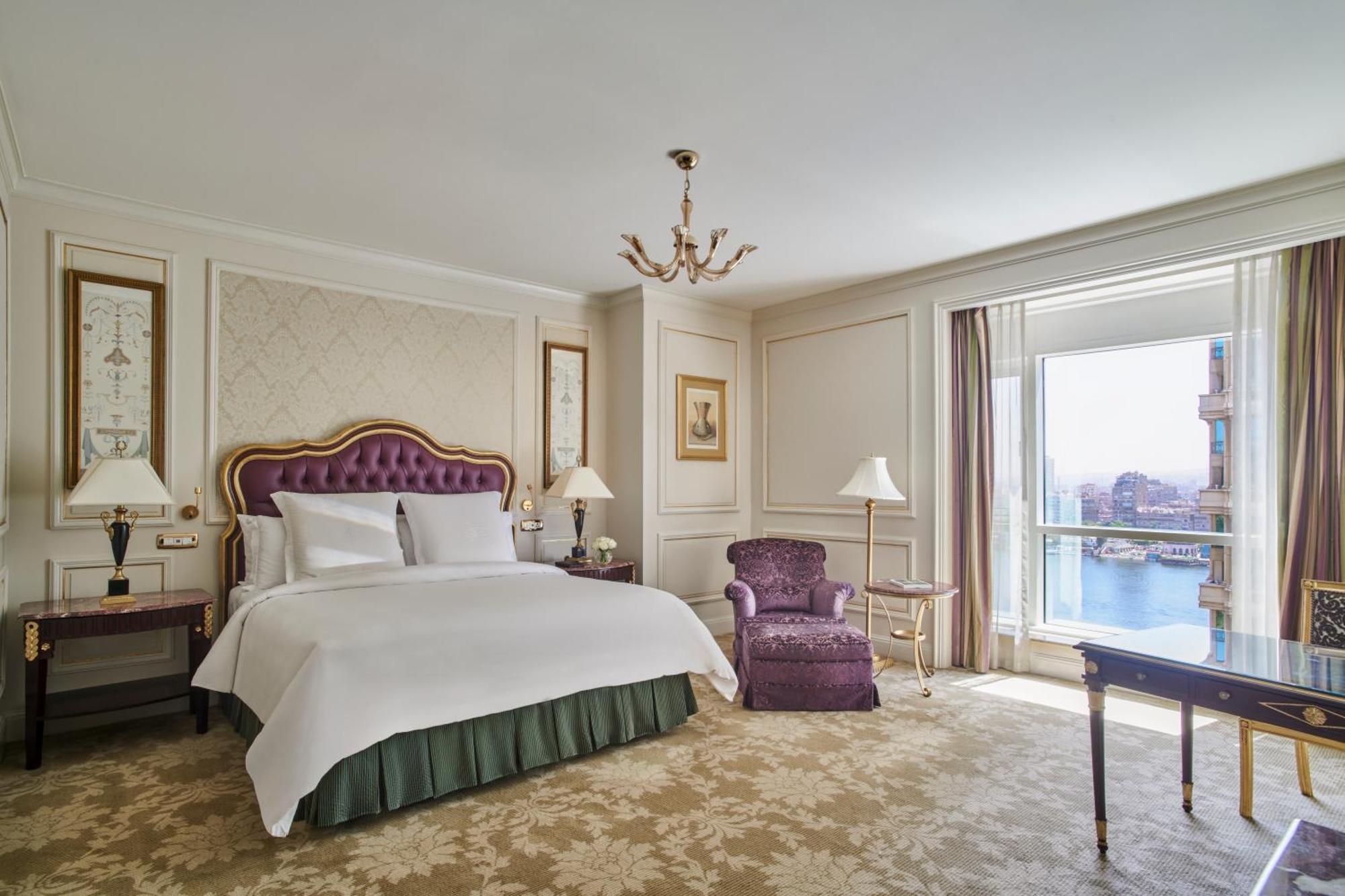 포 시즌 카이로 앳 더 퍼스트 레지던스 기자 외부 사진 A bedroom at the Four Seasons Hotel