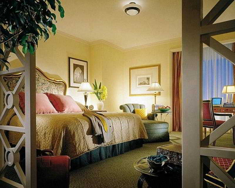 포 시즌 카이로 앳 더 퍼스트 레지던스 기자 객실 사진 A guest room at the Hilton Anatole