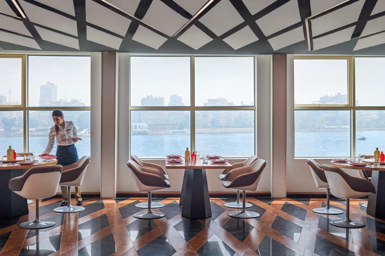 포 시즌 카이로 앳 더 퍼스트 레지던스 기자 외부 사진 The interior of the restaurant